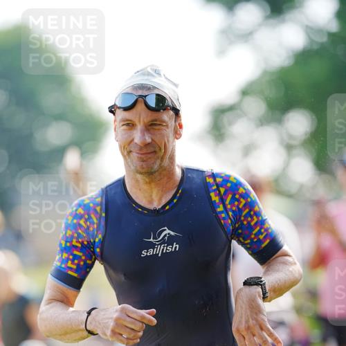 21.06.2026 - 29. Vierlanden-Triathlon LAZAROV Photography http://msf.ph/oto/9860487 21.06.2026 08:41:33 Schwimmen 14, 145 meine-sportfotos.de