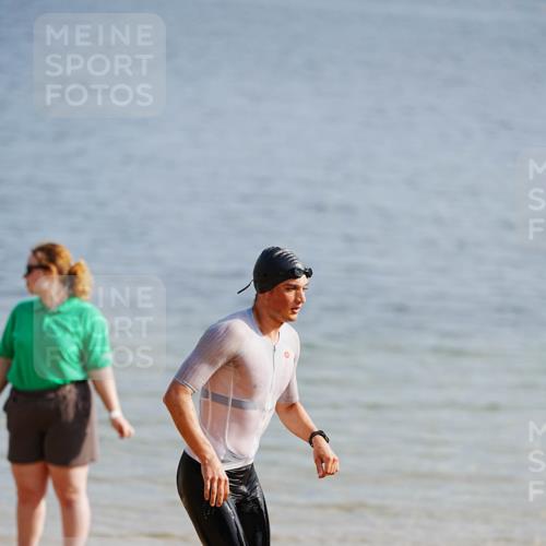 21.06.2026 - 29. Vierlanden-Triathlon LAZAROV Photography http://msf.ph/oto/9860525 21.06.2026 08:42:00 Schwimmen 38, 62, 67 meine-sportfotos.de