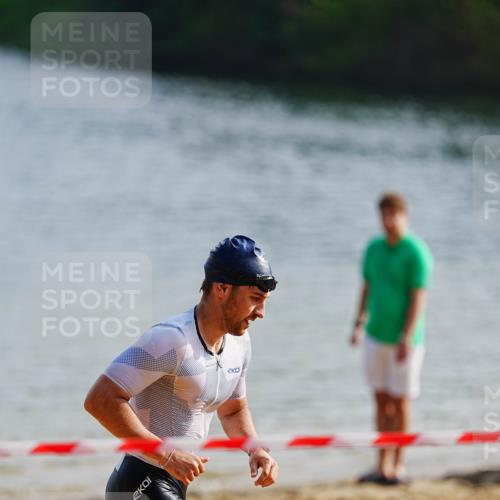 21.06.2026 - 29. Vierlanden-Triathlon LAZAROV Photography http://msf.ph/oto/9860538 21.06.2026 08:42:03 Schwimmen 38, 62, 67 meine-sportfotos.de