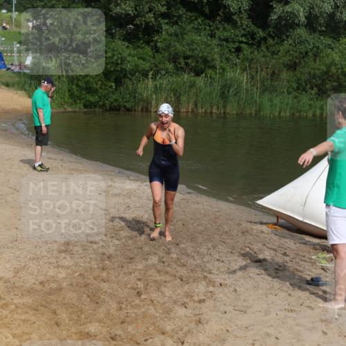 21.06.2026 - 29. Vierlanden-Triathlon Andreas Tolksdorf http://msf.ph/oto/9860545 21.06.2026 09:11:14 Schwimmen 223, 253 meine-sportfotos.de