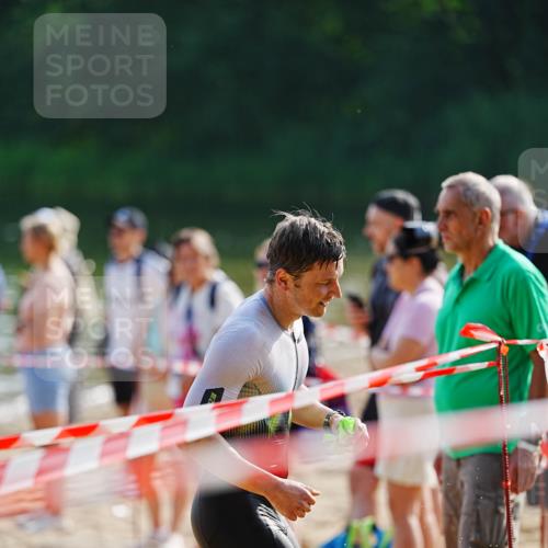 21.06.2026 - 29. Vierlanden-Triathlon LAZAROV Photography http://msf.ph/oto/9860635 21.06.2026 08:42:46 Schwimmen 27, 148, 193, 210 meine-sportfotos.de