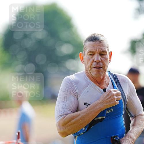 21.06.2026 - 29. Vierlanden-Triathlon LAZAROV Photography http://msf.ph/oto/9860669 21.06.2026 08:42:53 Schwimmen 27, 193, 210 meine-sportfotos.de