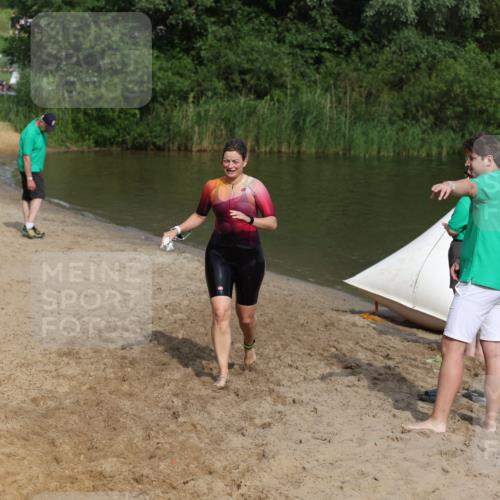 21.06.2026 - 29. Vierlanden-Triathlon Andreas Tolksdorf http://msf.ph/oto/9860678 21.06.2026 09:11:23 Schwimmen 223 meine-sportfotos.de