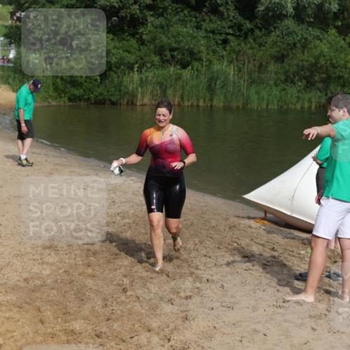21.06.2026 - 29. Vierlanden-Triathlon Andreas Tolksdorf http://msf.ph/oto/9860682 21.06.2026 09:11:23 Schwimmen 223 meine-sportfotos.de
