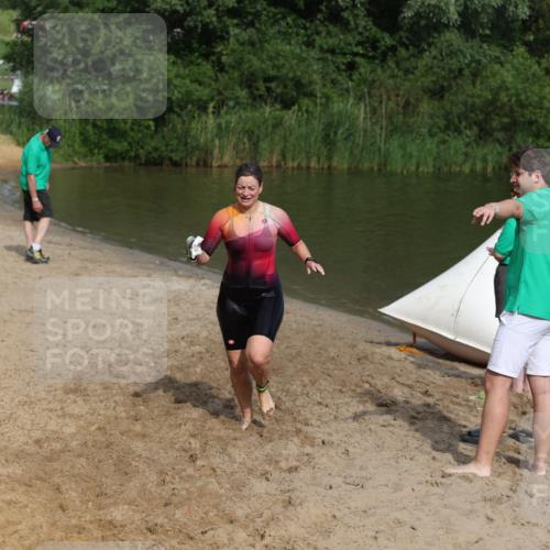 21.06.2026 - 29. Vierlanden-Triathlon Andreas Tolksdorf http://msf.ph/oto/9860699 21.06.2026 09:11:23 Schwimmen 223 meine-sportfotos.de