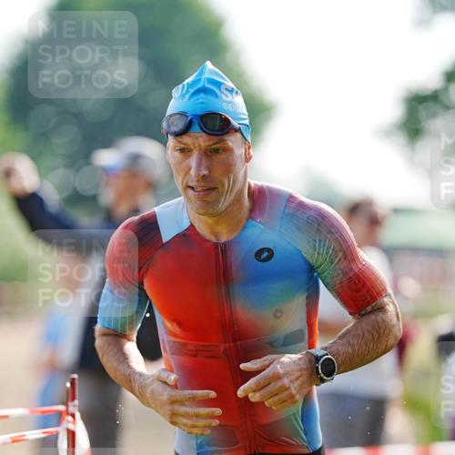 21.06.2026 - 29. Vierlanden-Triathlon LAZAROV Photography http://msf.ph/oto/9860768 21.06.2026 08:43:58 Schwimmen 44, 112, 154, 197, 1355 meine-sportfotos.de