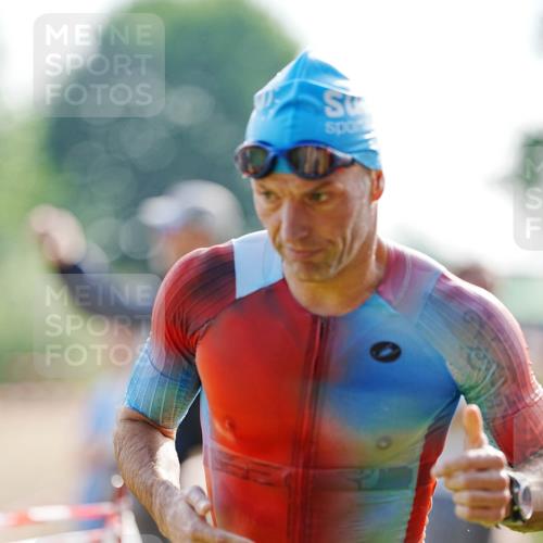 21.06.2026 - 29. Vierlanden-Triathlon LAZAROV Photography http://msf.ph/oto/9860771 21.06.2026 08:43:58 Schwimmen 44, 112, 154, 197, 1355 meine-sportfotos.de