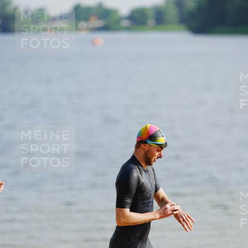 21.06.2026 - 29. Vierlanden-Triathlon LAZAROV Photography http://msf.ph/oto/9860802 21.06.2026 08:44:10 Schwimmen 4, 29, 112 meine-sportfotos.de