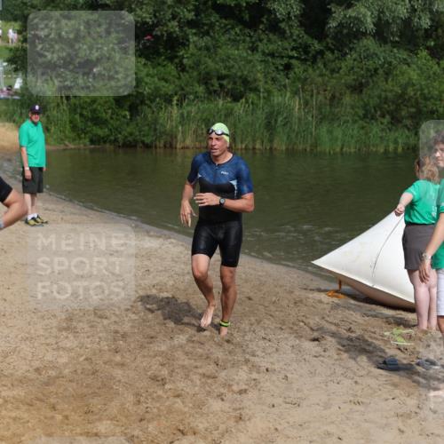 21.06.2026 - 29. Vierlanden-Triathlon Andreas Tolksdorf http://msf.ph/oto/9860806 21.06.2026 09:11:40 Schwimmen 91, 255, 264 meine-sportfotos.de