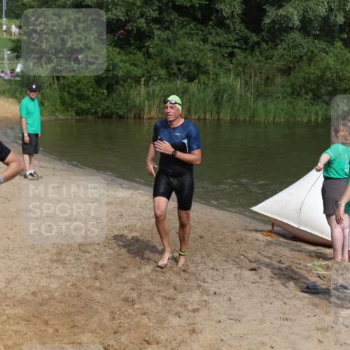 21.06.2026 - 29. Vierlanden-Triathlon Andreas Tolksdorf http://msf.ph/oto/9860813 21.06.2026 09:11:40 Schwimmen 91, 255, 264 meine-sportfotos.de