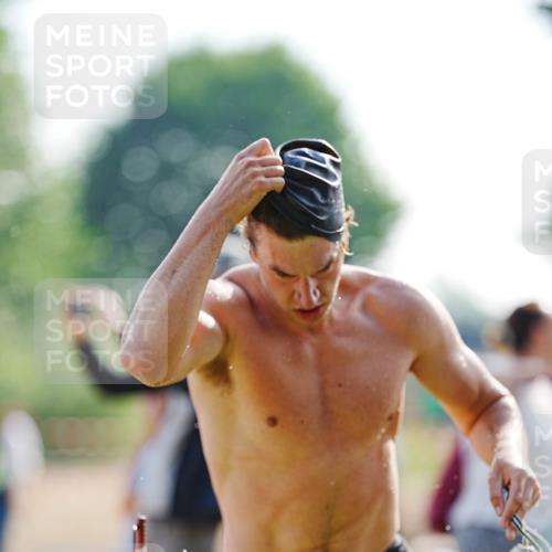 21.06.2026 - 29. Vierlanden-Triathlon LAZAROV Photography http://msf.ph/oto/9860848 21.06.2026 08:44:23 Schwimmen 4, 34, 202 meine-sportfotos.de