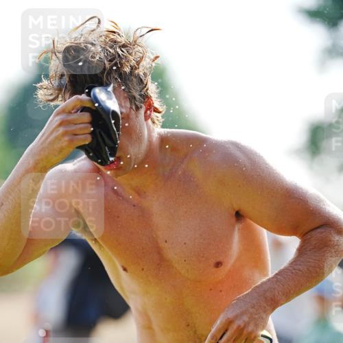 21.06.2026 - 29. Vierlanden-Triathlon LAZAROV Photography http://msf.ph/oto/9860855 21.06.2026 08:44:23 Schwimmen 4, 34, 202 meine-sportfotos.de