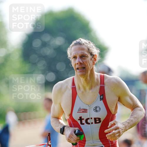 21.06.2026 - 29. Vierlanden-Triathlon LAZAROV Photography http://msf.ph/oto/9860918 21.06.2026 08:44:50 Schwimmen 39, 104, 160, 184 meine-sportfotos.de