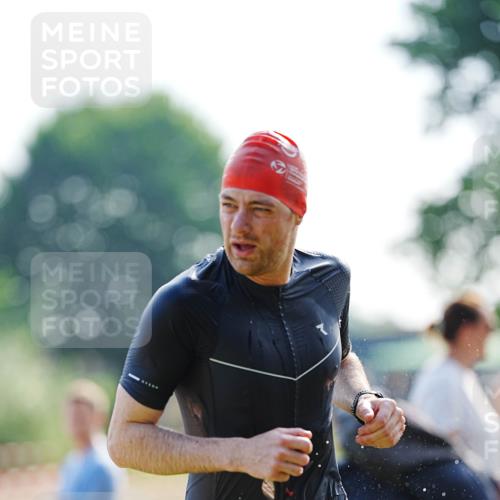 21.06.2026 - 29. Vierlanden-Triathlon LAZAROV Photography http://msf.ph/oto/9860929 21.06.2026 08:44:53 Schwimmen 39, 104, 160, 184 meine-sportfotos.de