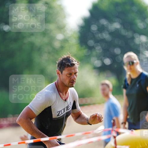 21.06.2026 - 29. Vierlanden-Triathlon LAZAROV Photography http://msf.ph/oto/9861011 21.06.2026 08:45:32 Schwimmen 69, 169, 173, 174, 219 meine-sportfotos.de