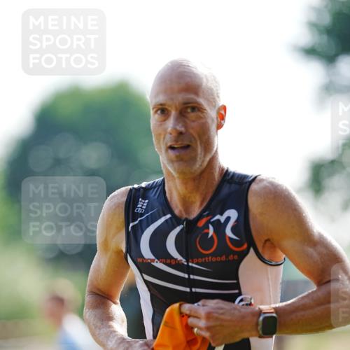 21.06.2026 - 29. Vierlanden-Triathlon LAZAROV Photography http://msf.ph/oto/9861027 21.06.2026 08:45:35 Schwimmen 69, 169, 173, 174, 219 meine-sportfotos.de
