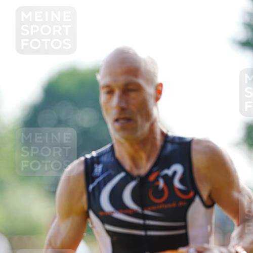 21.06.2026 - 29. Vierlanden-Triathlon LAZAROV Photography http://msf.ph/oto/9861029 21.06.2026 08:45:35 Schwimmen 69, 169, 173, 174, 219 meine-sportfotos.de