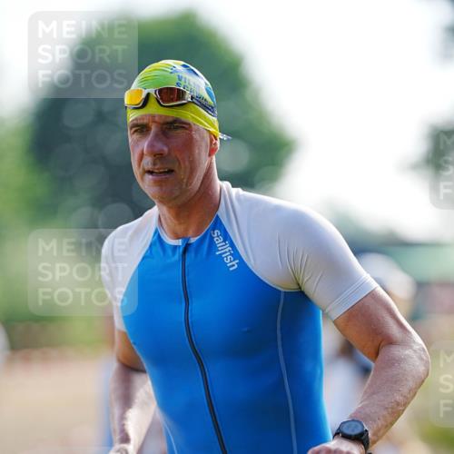 21.06.2026 - 29. Vierlanden-Triathlon LAZAROV Photography http://msf.ph/oto/9861042 21.06.2026 08:45:51 Schwimmen 89, 141, 147, 165 meine-sportfotos.de