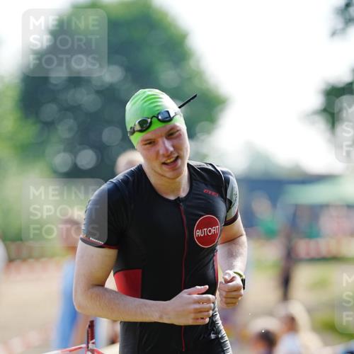 21.06.2026 - 29. Vierlanden-Triathlon LAZAROV Photography http://msf.ph/oto/9861057 21.06.2026 08:45:57 Schwimmen 89, 131, 141, 147, 165 meine-sportfotos.de