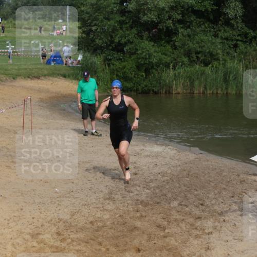 21.06.2026 - 29. Vierlanden-Triathlon Andreas Tolksdorf http://msf.ph/oto/9861066 21.06.2026 09:12:39 Schwimmen 235 meine-sportfotos.de