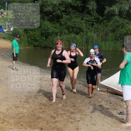 21.06.2026 - 29. Vierlanden-Triathlon Andreas Tolksdorf http://msf.ph/oto/9861095 21.06.2026 09:13:04 Schwimmen 227, 230, 280, 292 meine-sportfotos.de