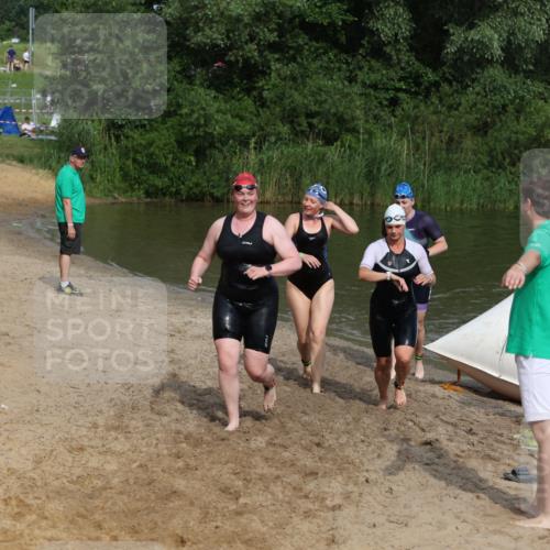 21.06.2026 - 29. Vierlanden-Triathlon Andreas Tolksdorf http://msf.ph/oto/9861108 21.06.2026 09:13:04 Schwimmen 227, 230, 280, 292 meine-sportfotos.de