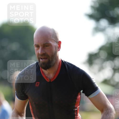 21.06.2026 - 29. Vierlanden-Triathlon LAZAROV Photography http://msf.ph/oto/9861129 21.06.2026 08:46:46 Schwimmen 159, 220 meine-sportfotos.de