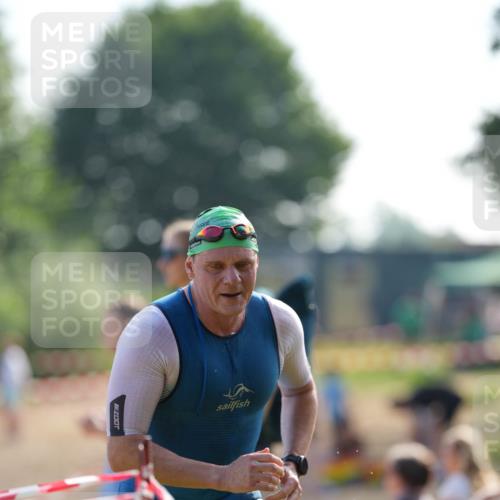 21.06.2026 - 29. Vierlanden-Triathlon LAZAROV Photography http://msf.ph/oto/9861137 21.06.2026 08:46:54 Schwimmen 135, 220 meine-sportfotos.de