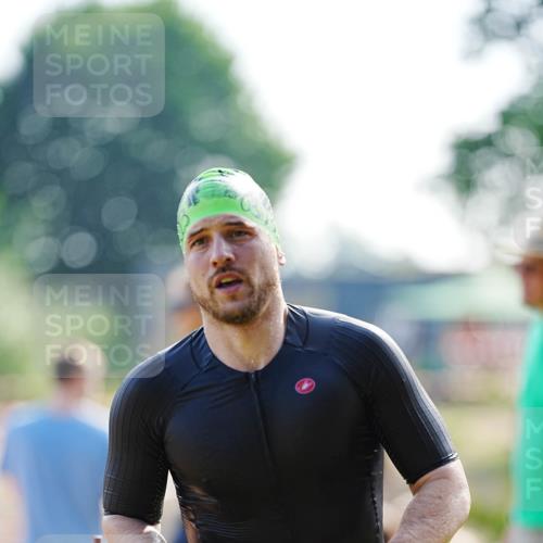 21.06.2026 - 29. Vierlanden-Triathlon LAZAROV Photography http://msf.ph/oto/9861180 21.06.2026 08:47:55 Schwimmen 90, 118, 136, 180 meine-sportfotos.de