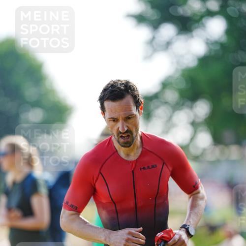 21.06.2026 - 29. Vierlanden-Triathlon LAZAROV Photography http://msf.ph/oto/9861223 21.06.2026 08:48:09 Schwimmen 118, 130, 175 meine-sportfotos.de
