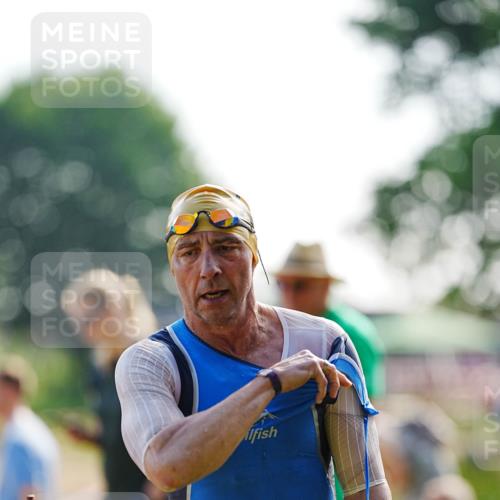 21.06.2026 - 29. Vierlanden-Triathlon LAZAROV Photography http://msf.ph/oto/9861277 21.06.2026 08:48:37 Schwimmen 75, 80, 119, 186, 198 meine-sportfotos.de