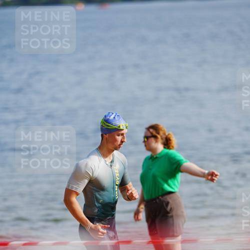 21.06.2026 - 29. Vierlanden-Triathlon LAZAROV Photography http://msf.ph/oto/9861305 21.06.2026 08:48:46 Schwimmen 59, 80, 92, 198 meine-sportfotos.de