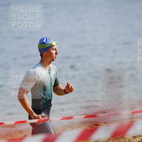 21.06.2026 - 29. Vierlanden-Triathlon LAZAROV Photography http://msf.ph/oto/9861309 21.06.2026 08:48:48 Schwimmen 59, 92, 198 meine-sportfotos.de