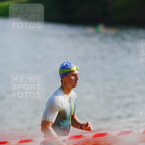 21.06.2026 - 29. Vierlanden-Triathlon LAZAROV Photography http://msf.ph/oto/9861318 21.06.2026 08:48:49 Schwimmen 59, 92, 198 meine-sportfotos.de