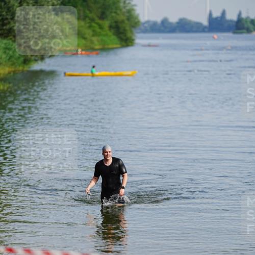 21.06.2026 - 29. Vierlanden-Triathlon LAZAROV Photography http://msf.ph/oto/9861346 21.06.2026 08:54:53 Schwimmen  meine-sportfotos.de