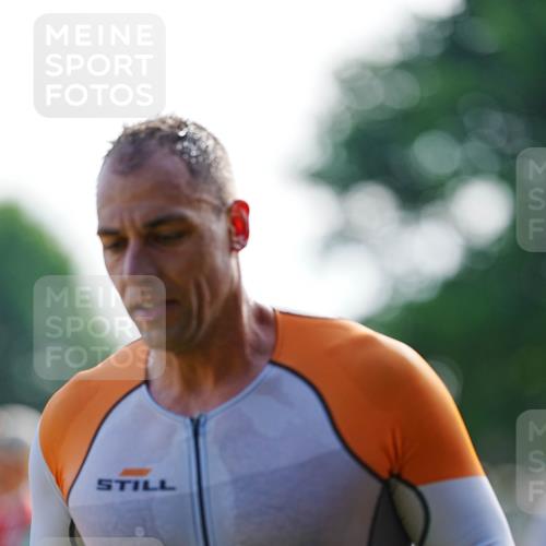 21.06.2026 - 29. Vierlanden-Triathlon LAZAROV Photography http://msf.ph/oto/9861459 21.06.2026 08:57:37 Schwimmen 120 meine-sportfotos.de