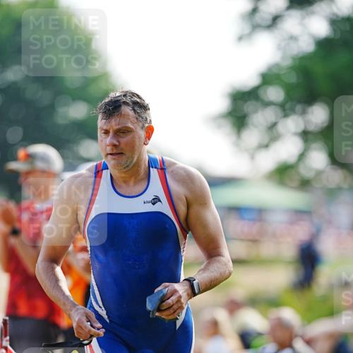 21.06.2026 - 29. Vierlanden-Triathlon LAZAROV Photography http://msf.ph/oto/9861487 21.06.2026 08:58:24 Schwimmen 8, 137, 158 meine-sportfotos.de