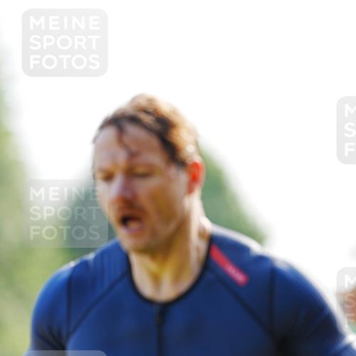 21.06.2026 - 29. Vierlanden-Triathlon LAZAROV Photography http://msf.ph/oto/9861636 21.06.2026 09:00:51 Schwimmen 116, 172, 183, 240 meine-sportfotos.de