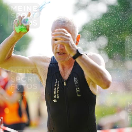 21.06.2026 - 29. Vierlanden-Triathlon LAZAROV Photography http://msf.ph/oto/9861649 21.06.2026 09:01:01 Schwimmen 74, 116, 140 meine-sportfotos.de