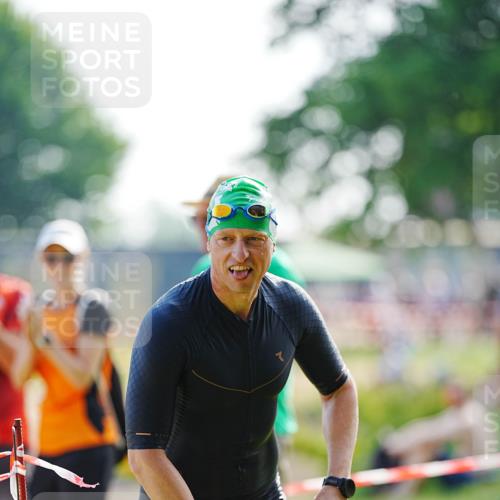 21.06.2026 - 29. Vierlanden-Triathlon LAZAROV Photography http://msf.ph/oto/9861653 21.06.2026 09:01:05 Schwimmen 74, 116, 140 meine-sportfotos.de
