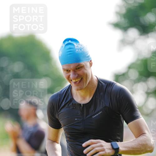 21.06.2026 - 29. Vierlanden-Triathlon LAZAROV Photography http://msf.ph/oto/9861696 21.06.2026 09:02:46 Schwimmen 128 meine-sportfotos.de
