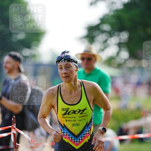 21.06.2026 - 29. Vierlanden-Triathlon LAZAROV Photography http://msf.ph/oto/9861738 21.06.2026 09:03:35 Schwimmen 241, 288 meine-sportfotos.de
