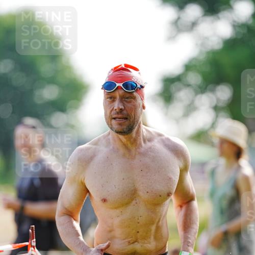 21.06.2026 - 29. Vierlanden-Triathlon LAZAROV Photography http://msf.ph/oto/9861743 21.06.2026 09:03:44 Schwimmen 288, 302 meine-sportfotos.de
