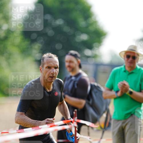 21.06.2026 - 29. Vierlanden-Triathlon LAZAROV Photography http://msf.ph/oto/9861798 21.06.2026 09:05:23 Schwimmen 192 meine-sportfotos.de