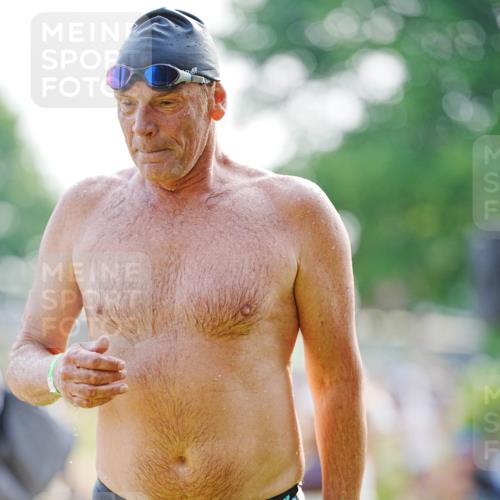 21.06.2026 - 29. Vierlanden-Triathlon LAZAROV Photography http://msf.ph/oto/9861826 21.06.2026 09:05:36 Schwimmen 287 meine-sportfotos.de