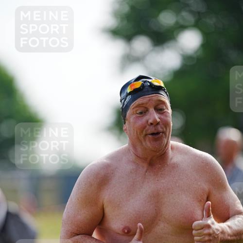 21.06.2026 - 29. Vierlanden-Triathlon LAZAROV Photography http://msf.ph/oto/9862065 21.06.2026 09:10:47 Schwimmen 267, 271, 274, 284, 293, 298, 301 meine-sportfotos.de