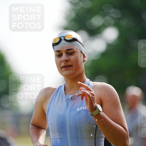21.06.2026 - 29. Vierlanden-Triathlon LAZAROV Photography http://msf.ph/oto/9862074 21.06.2026 09:10:50 Schwimmen 267, 271, 273, 274, 284, 293, 298, 301 meine-sportfotos.de
