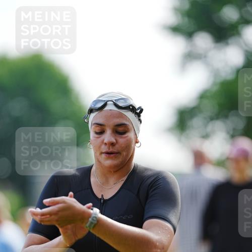 21.06.2026 - 29. Vierlanden-Triathlon LAZAROV Photography http://msf.ph/oto/9862131 21.06.2026 09:11:50 Schwimmen 91, 255, 264 meine-sportfotos.de