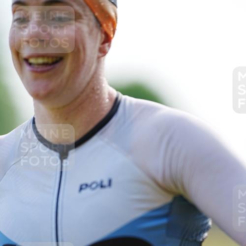 21.06.2026 - 29. Vierlanden-Triathlon LAZAROV Photography http://msf.ph/oto/9862145 21.06.2026 09:11:56 Schwimmen 255, 264, 300 meine-sportfotos.de