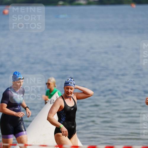 21.06.2026 - 29. Vierlanden-Triathlon LAZAROV Photography http://msf.ph/oto/9862224 21.06.2026 09:13:06 Schwimmen 227, 230, 280 meine-sportfotos.de